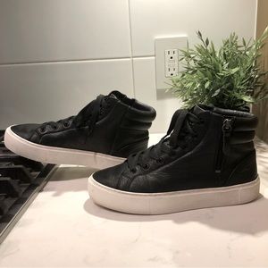 UGG leather ankle booties Size 7